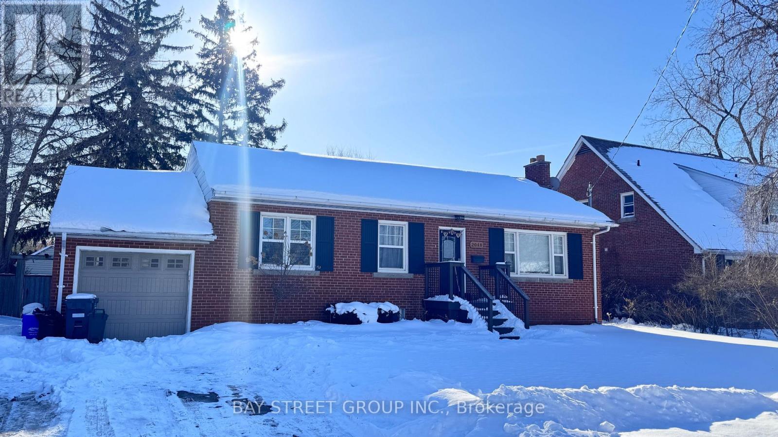 Lower - 2048 Edinburgh Drive, Burlington, Ontario  L7R 2C9 - Photo 22 - W12757800