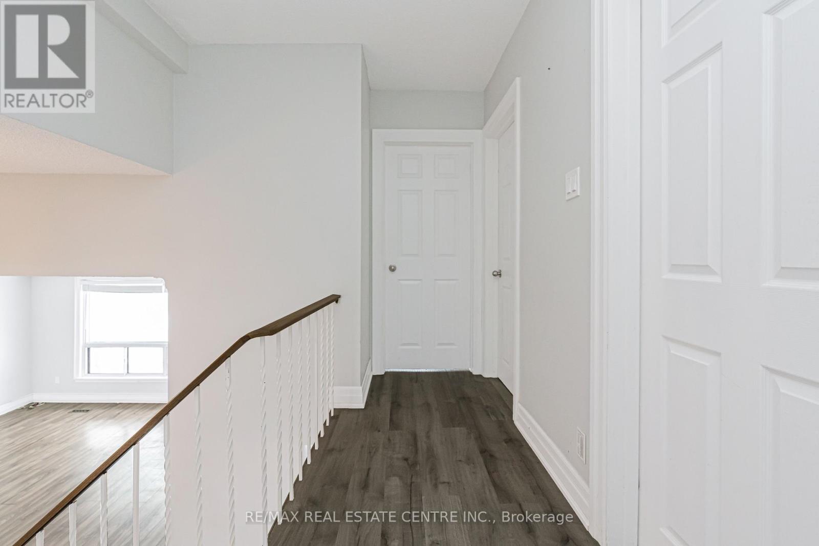 1 Stanwood Crescent, Toronto, Ontario  M9M 1Z8 - Photo 24 - W12817466