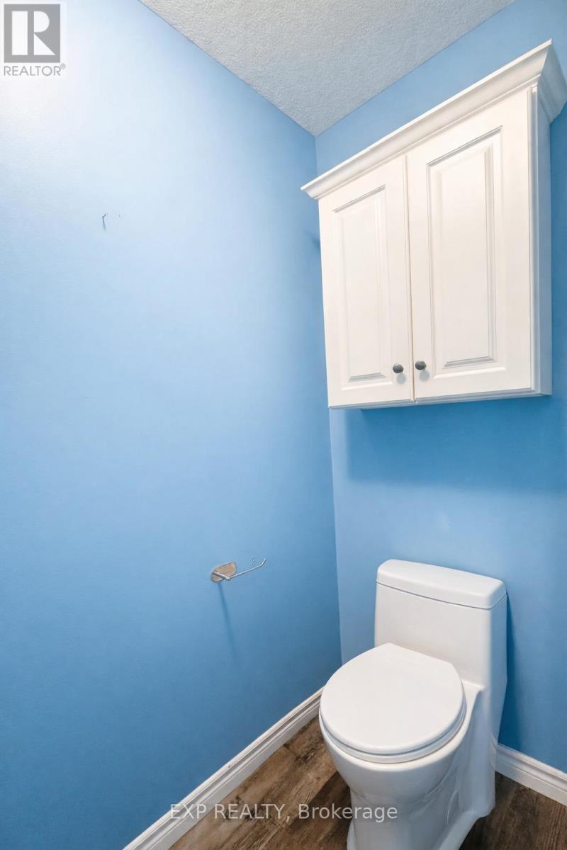 143 Brenneman Drive, Wilmot, Ontario  N3A 4N1 - Photo 15 - X12815776