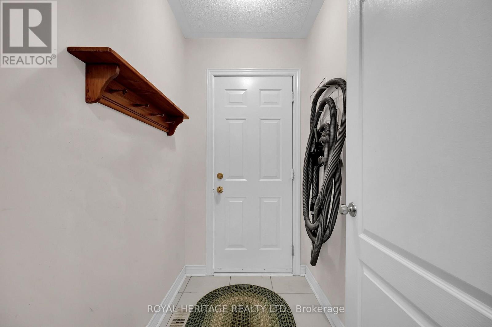 86 Root Crescent, Ajax, Ontario L1T 4L6 - Photo 14 - E12822510