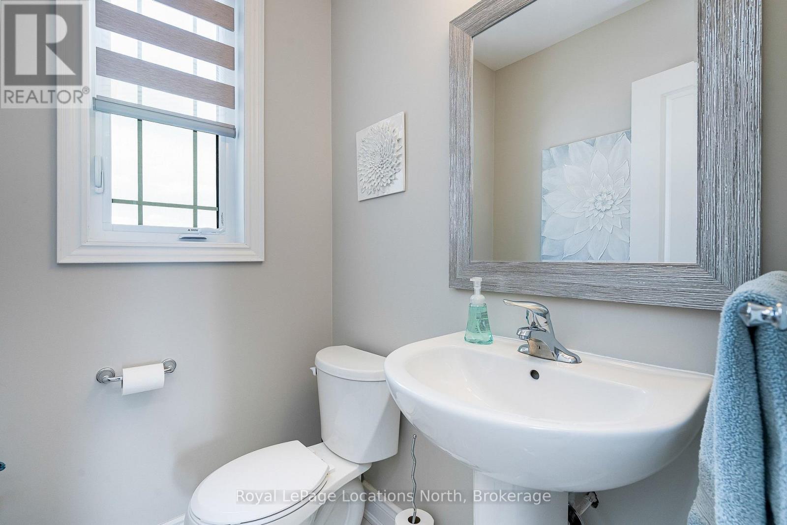 31 Emerald Street, Wasaga Beach, Ontario  L9Z 0K8 - Photo 15 - S12822844