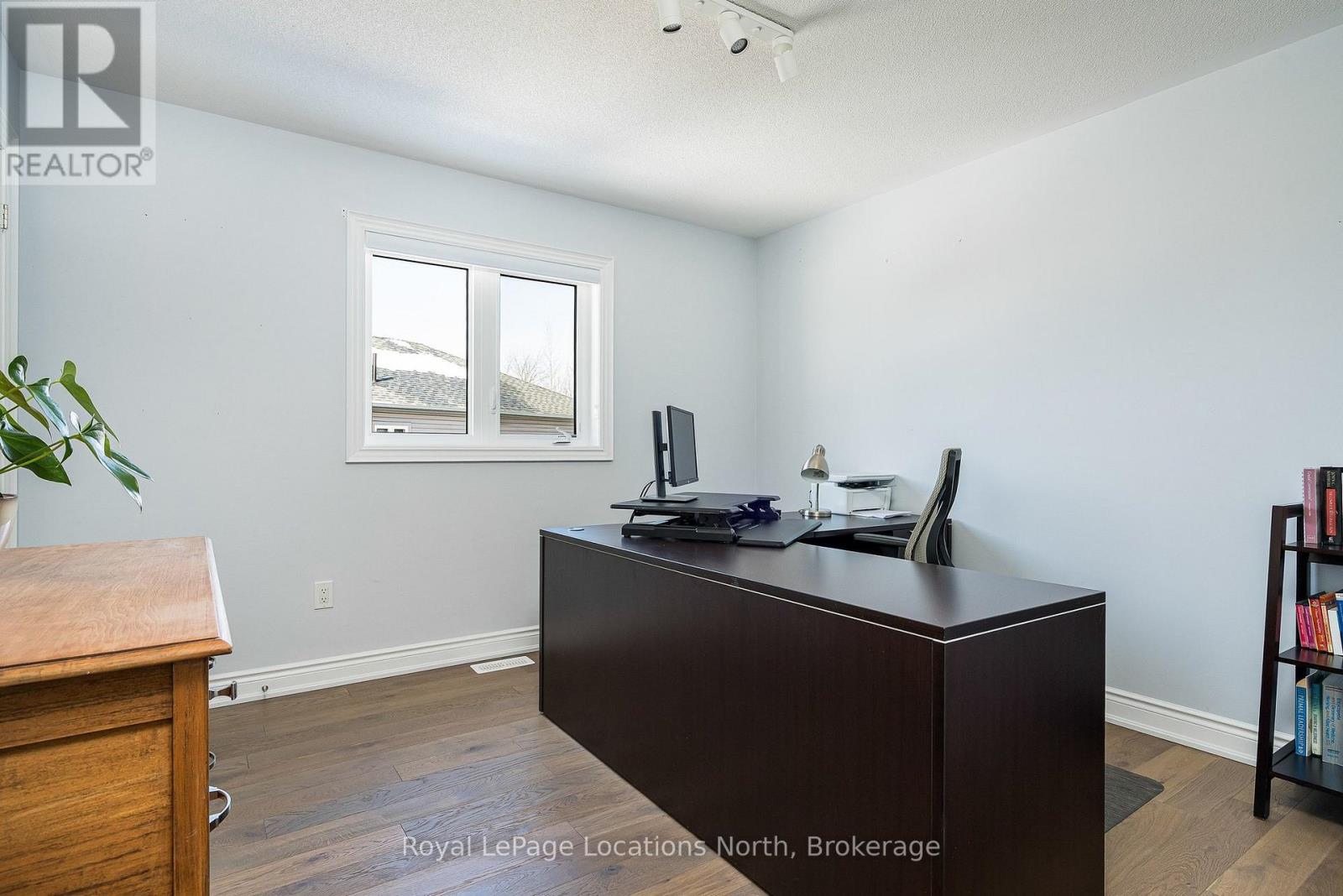 31 Emerald Street, Wasaga Beach, Ontario  L9Z 0K8 - Photo 25 - S12822844