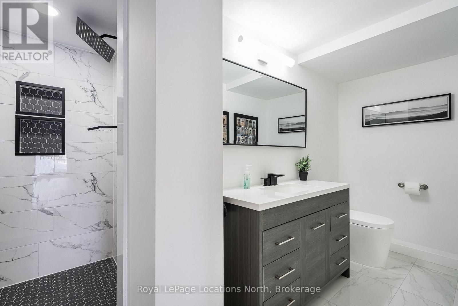 31 Emerald Street, Wasaga Beach, Ontario  L9Z 0K8 - Photo 31 - S12822844