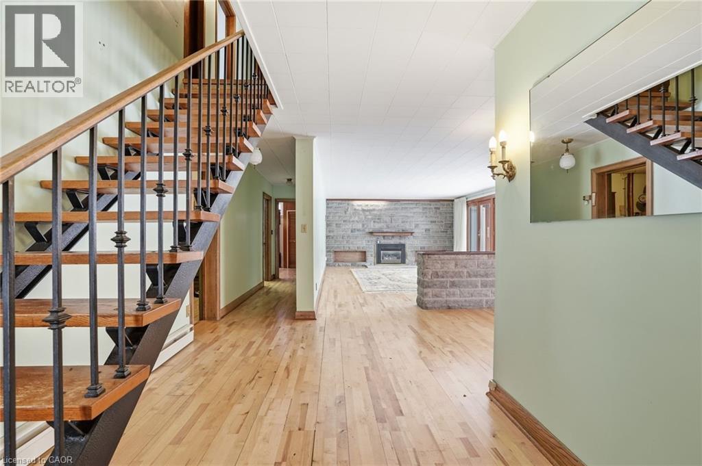 21 First Avenue, Welland, Ontario  L3C 1X7 - Photo 4 - 40807878