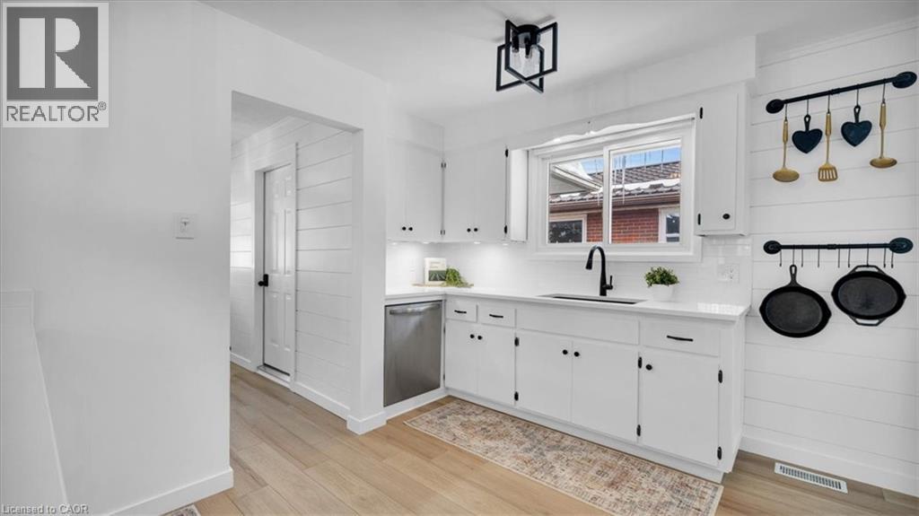 10 Rossford Crescent, Kitchener, Ontario  N2M 2H7 - Photo 10 - 40807870