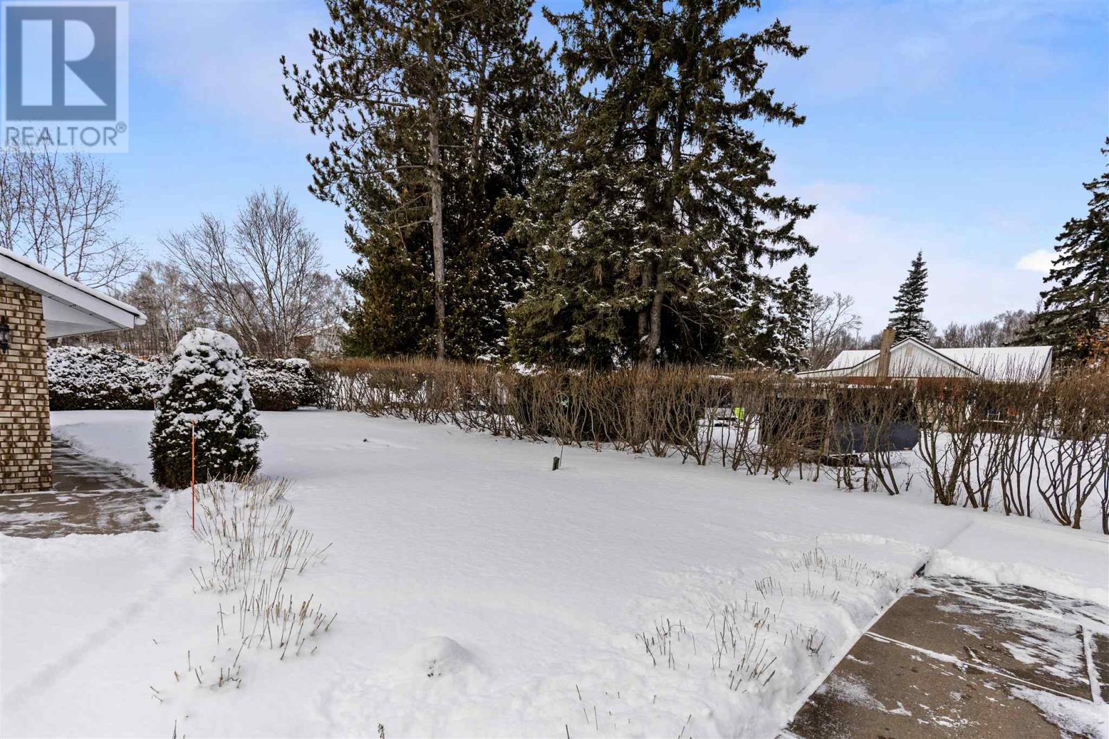 1391 Great Northern Rd, Sault Ste. Marie, Ontario  P6B 0C1 - Photo 39 - SM253405