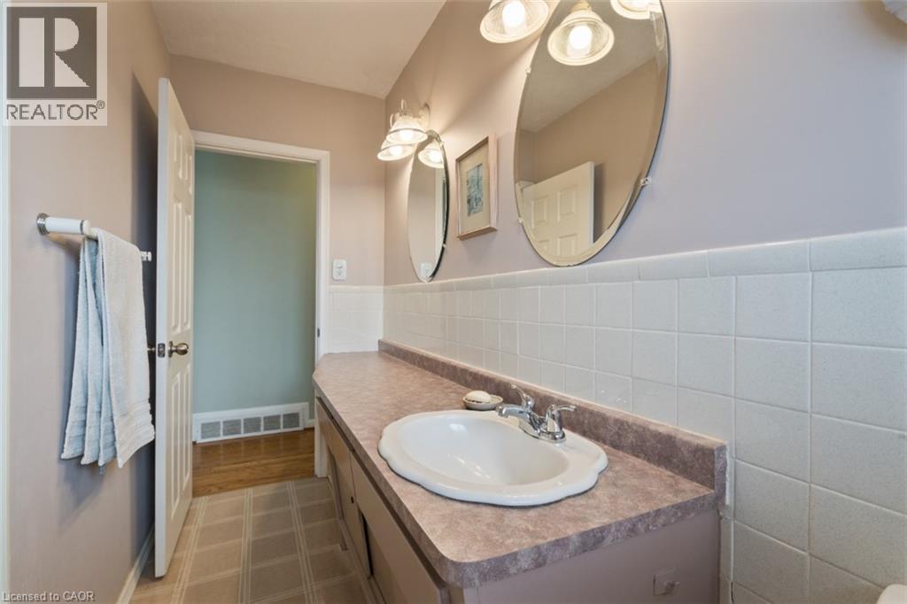 20 Cardinal Drive, Hamilton, Ontario  L9A 4H4 - Photo 12 - 40799712