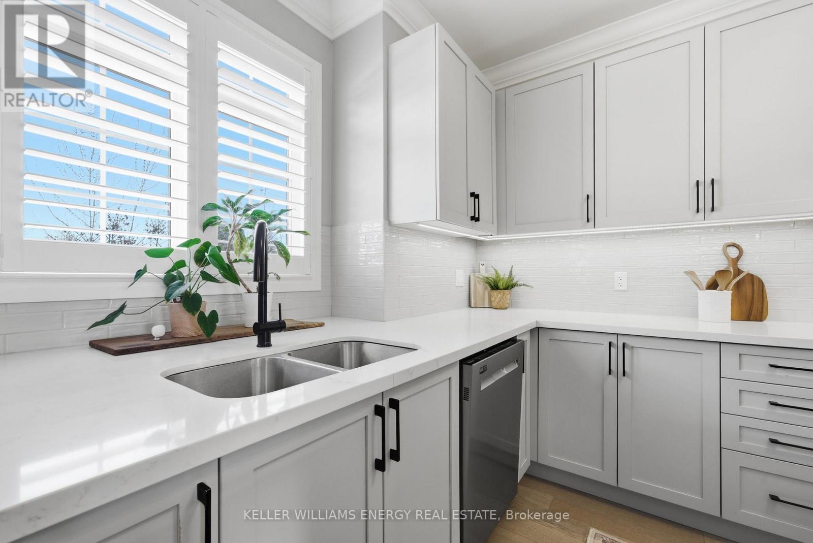 3 - 35 Hanning Court, Clarington (Bowmanville), Ontario  L1C 4R3 - Photo 7 - E12822870