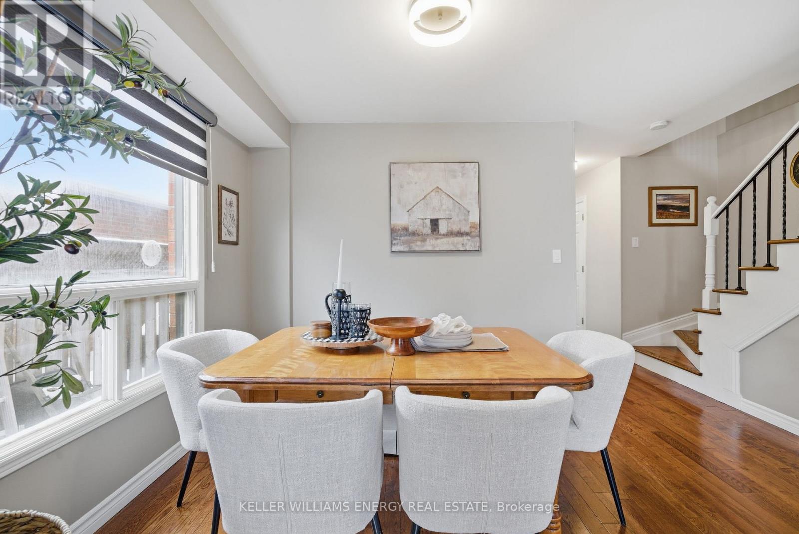 34 Stirling Avenue, Clarington (Courtice), Ontario  L1E 1X6 - Photo 10 - E12822872