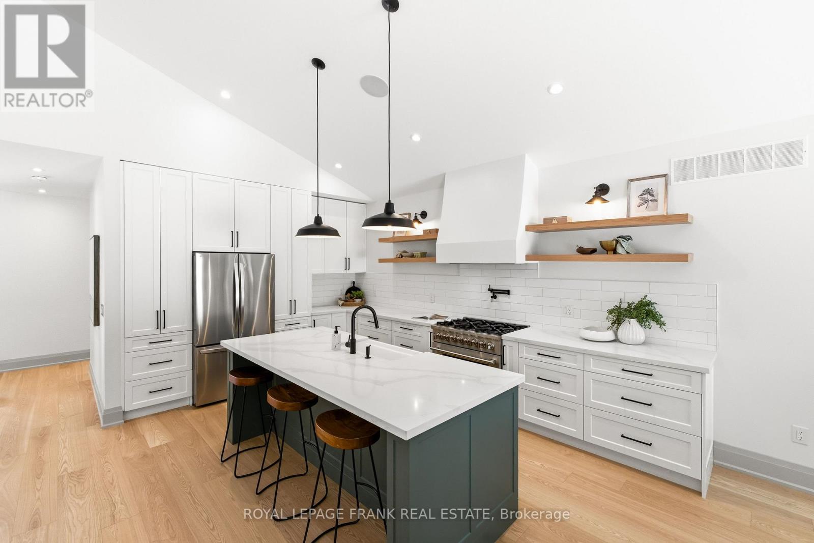 362 Carnegie Beach Road, Scugog (Port Perry), Ontario  L9L 1B6 - Photo 12 - E12822892