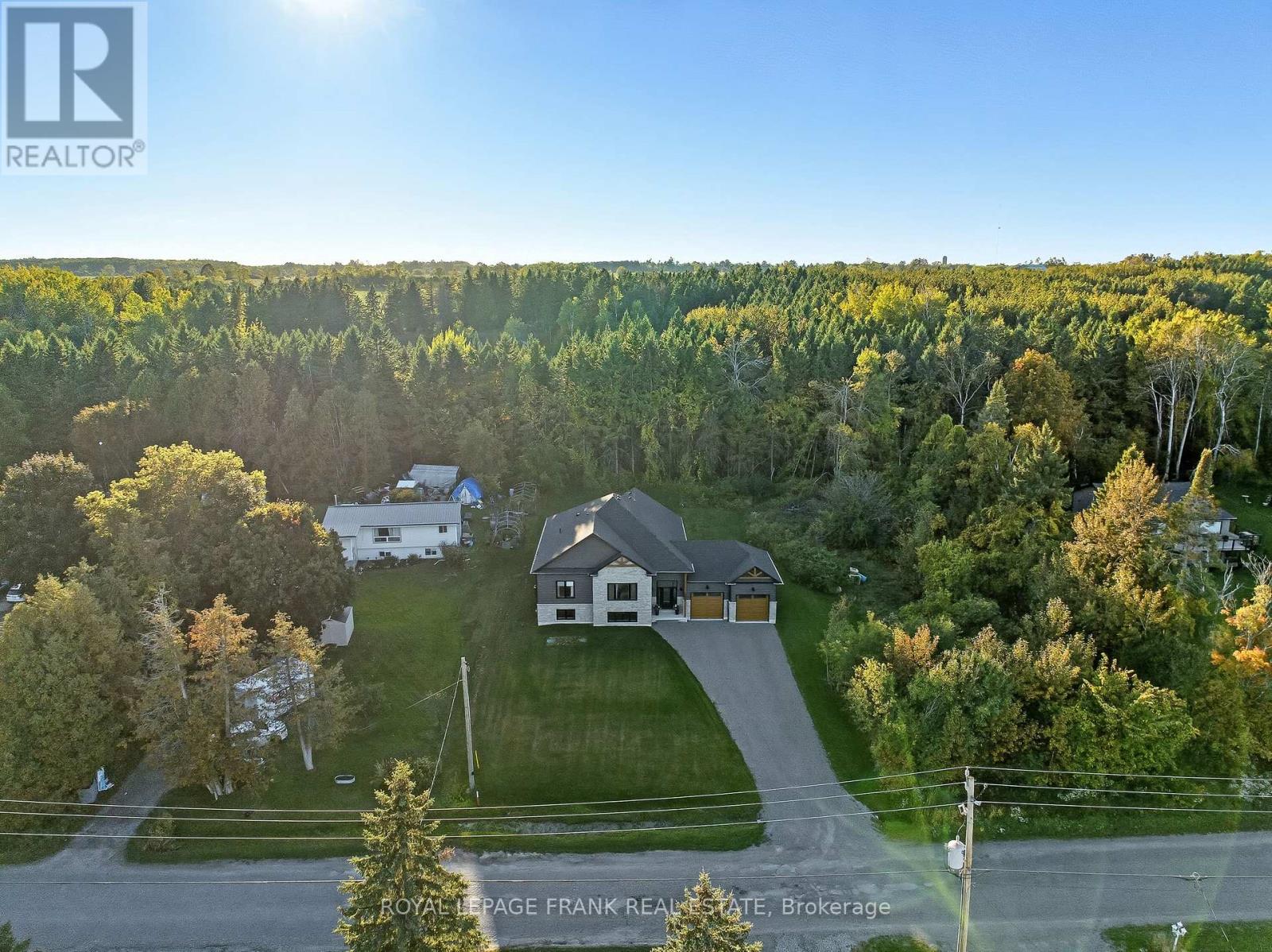 362 Carnegie Beach Road, Scugog (Port Perry), Ontario  L9L 1B6 - Photo 2 - E12822892