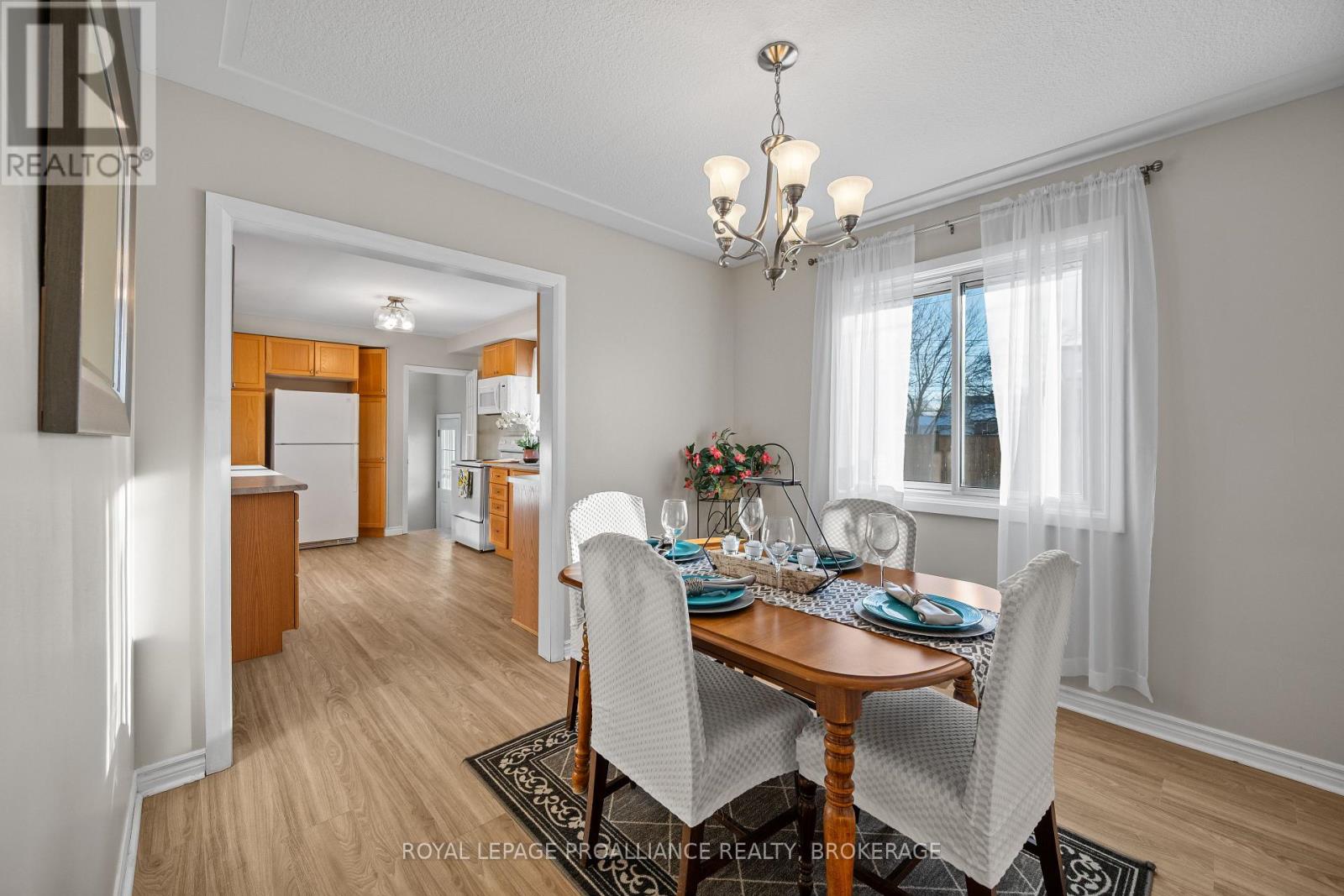 68 Mackenzie Crescent, Kingston (Central City West), Ontario  K7M 2S1 - Photo 14 - X12822832