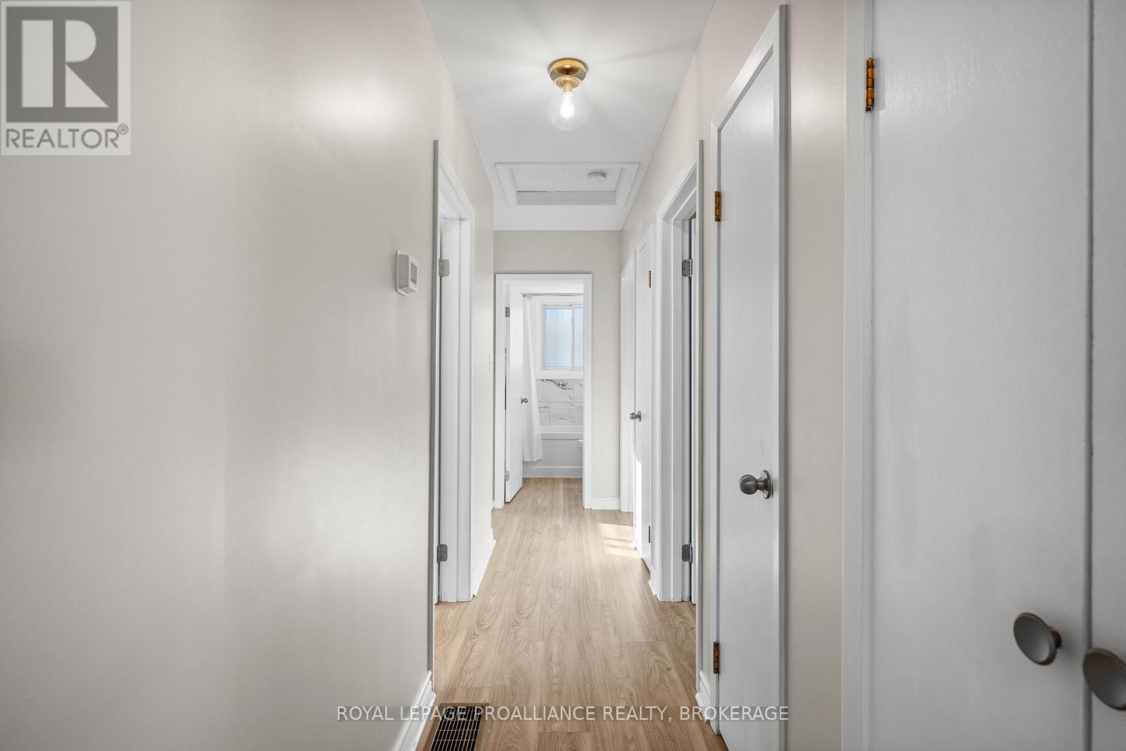 68 Mackenzie Crescent, Kingston (Central City West), Ontario  K7M 2S1 - Photo 16 - X12822832