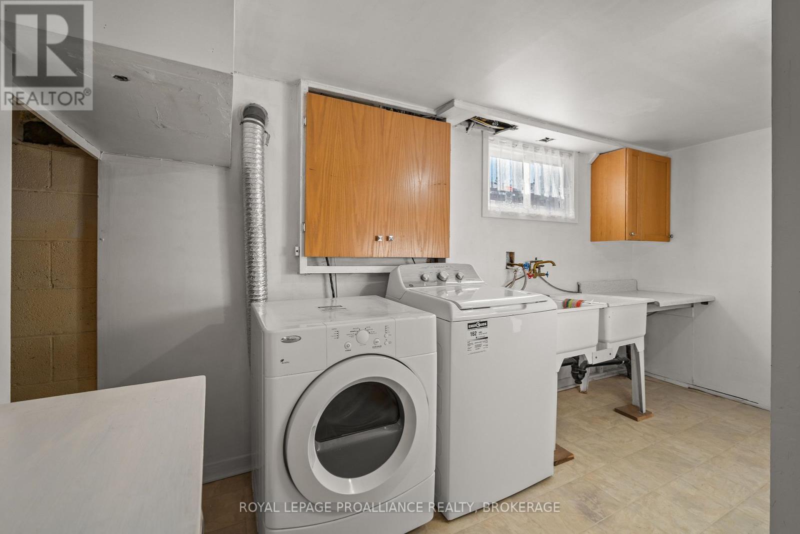 68 Mackenzie Crescent, Kingston (Central City West), Ontario  K7M 2S1 - Photo 27 - X12822832