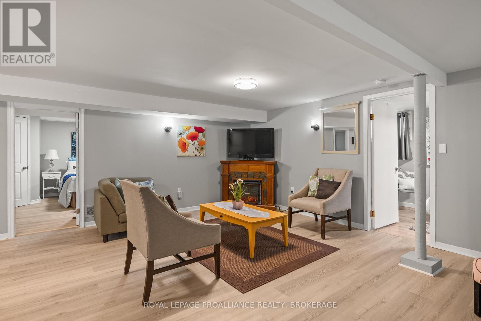 68 Mackenzie Crescent, Kingston (Central City West), Ontario  K7M 2S1 - Photo 31 - X12822832