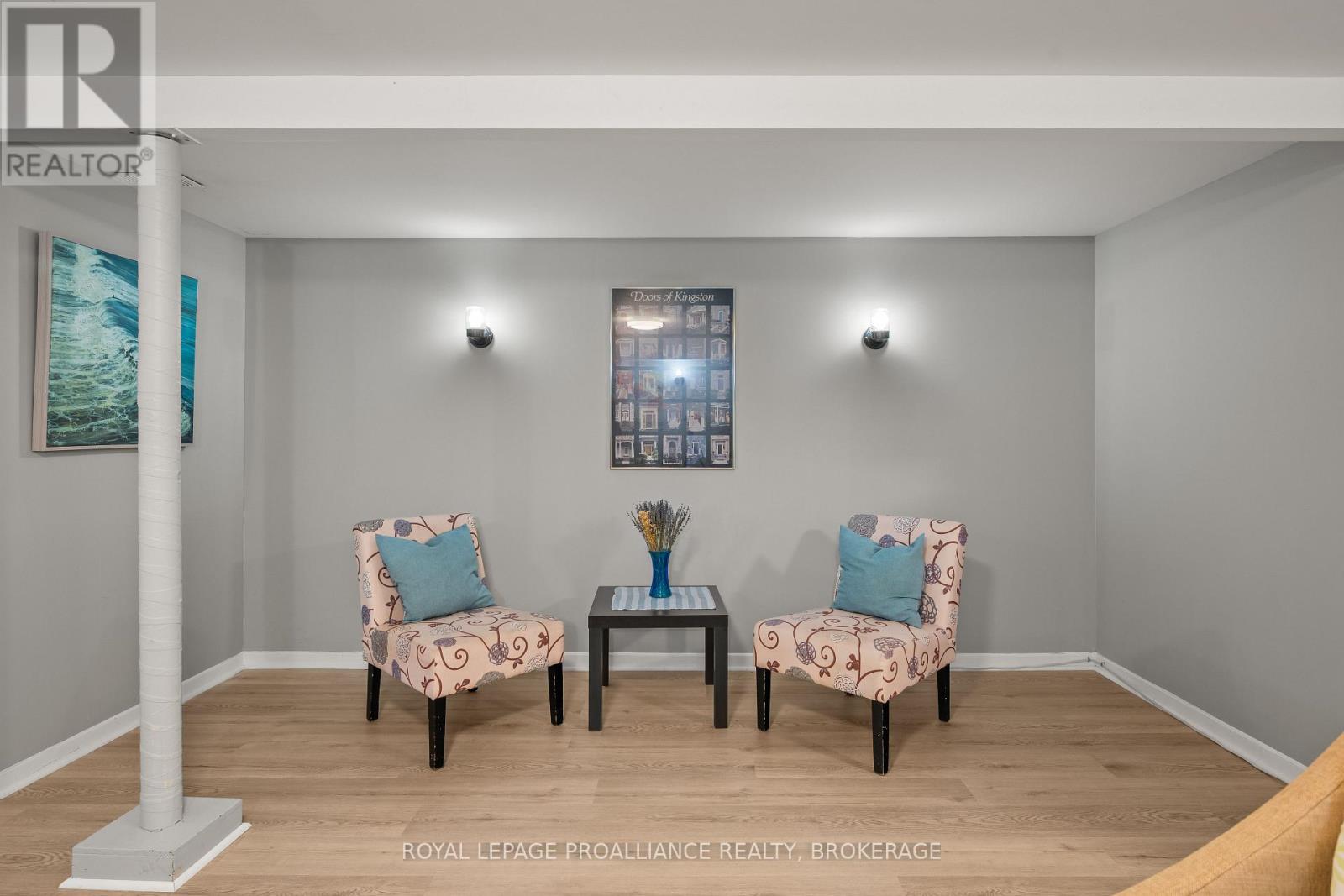 68 Mackenzie Crescent, Kingston (Central City West), Ontario  K7M 2S1 - Photo 32 - X12822832