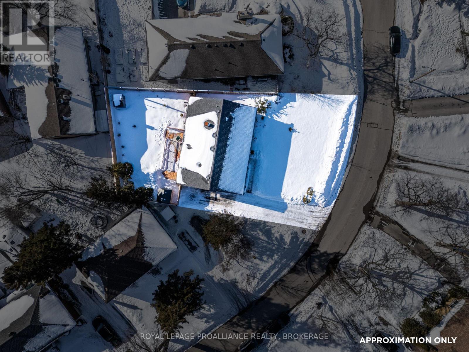 68 Mackenzie Crescent, Kingston (Central City West), Ontario  K7M 2S1 - Photo 45 - X12822832