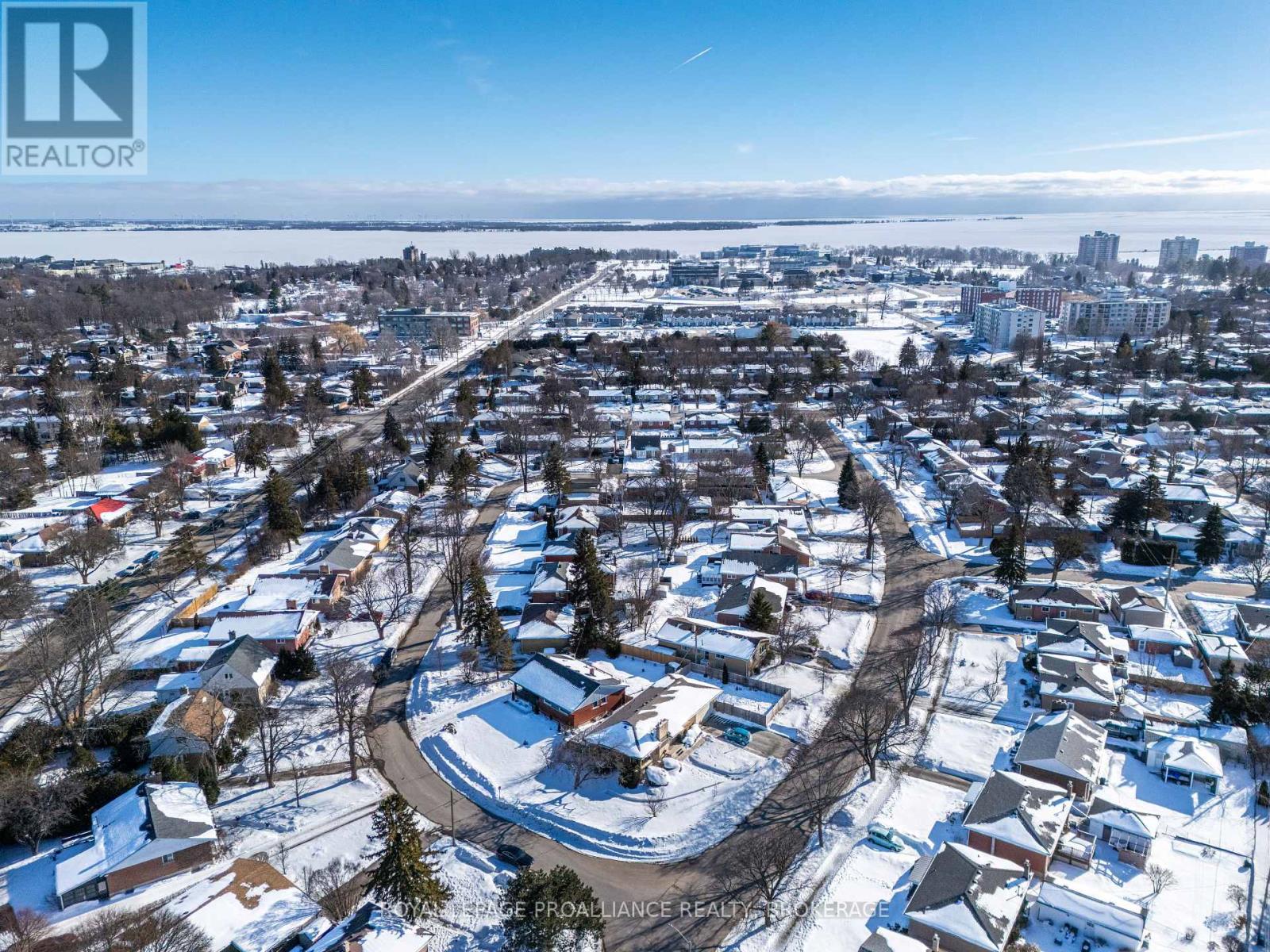 68 Mackenzie Crescent, Kingston (Central City West), Ontario  K7M 2S1 - Photo 47 - X12822832