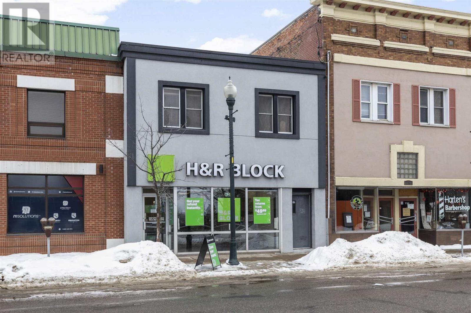 732-734 Queen St E, Sault Ste. Marie, Ontario  P6A 2A9 - Photo 3 - SM260367