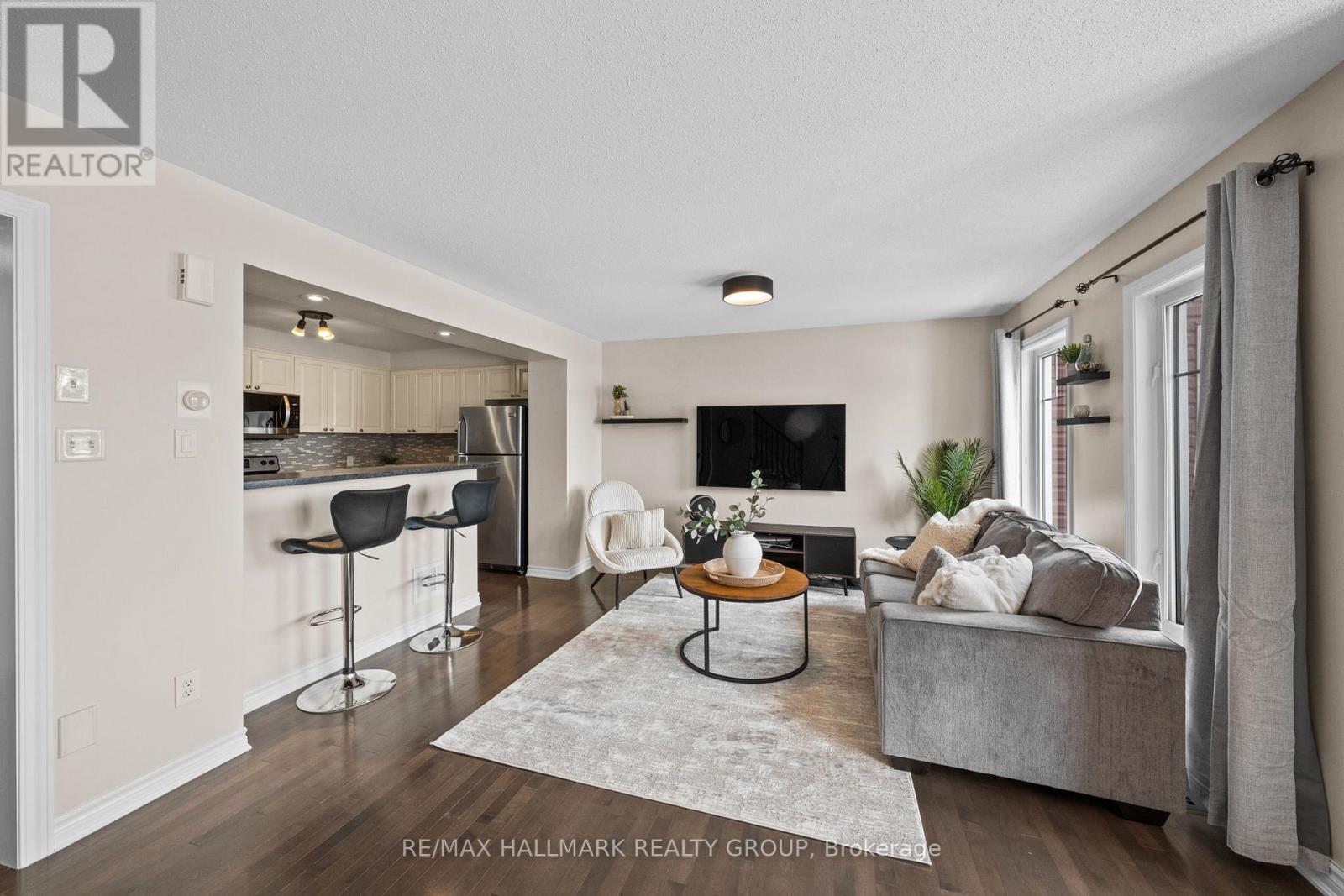 128 Sunshine Crescent, Ottawa, Ontario  K4A 0V3 - Photo 9 - X12822846