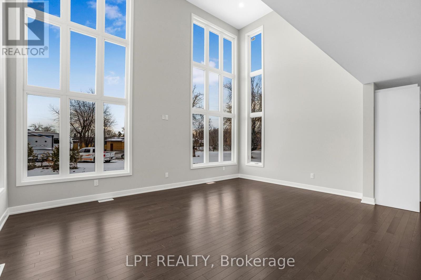 63 Chateauguay Street, Russell, Ontario  K0A 1W0 - Photo 14 - X12822894