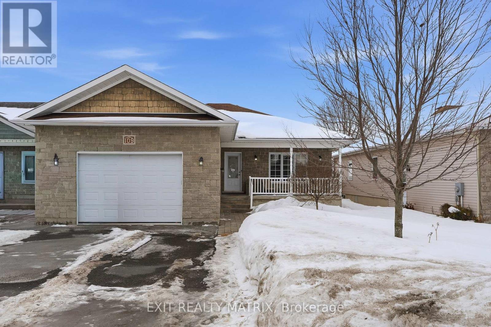 109 Royal Court, The Nation, Ontario  K0A 2M0 - Photo 2 - X12822930