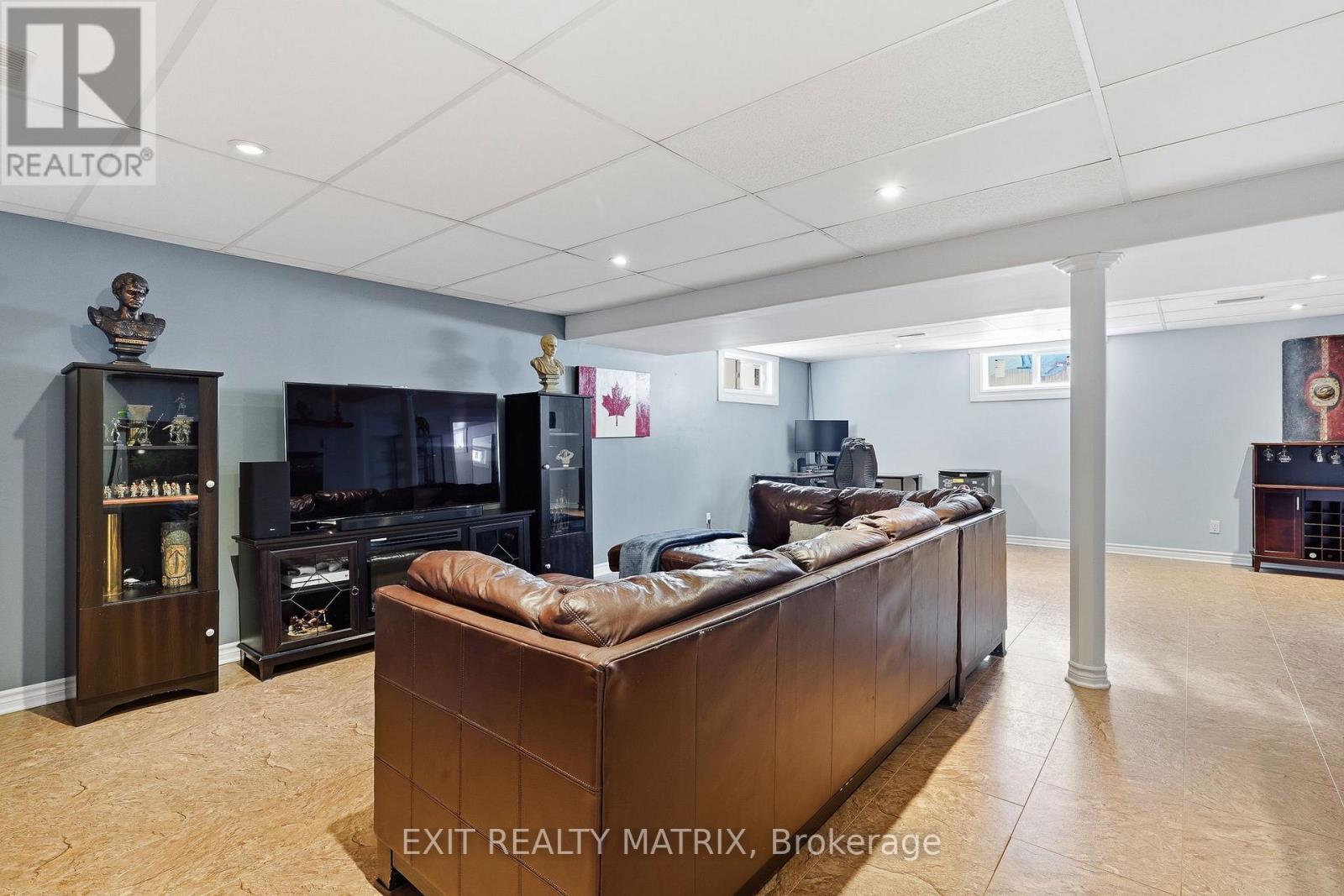 109 Royal Court, The Nation, Ontario  K0A 2M0 - Photo 24 - X12822930