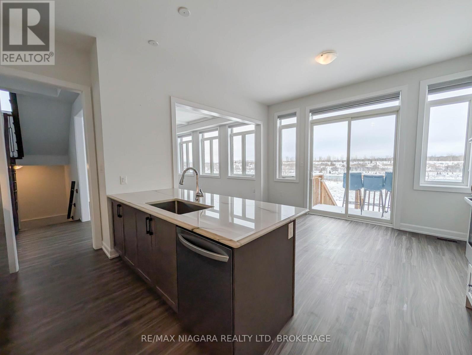 10 Shoreview Drive, Welland, Ontario  L3B 0H2 - Photo 14 - X12822914