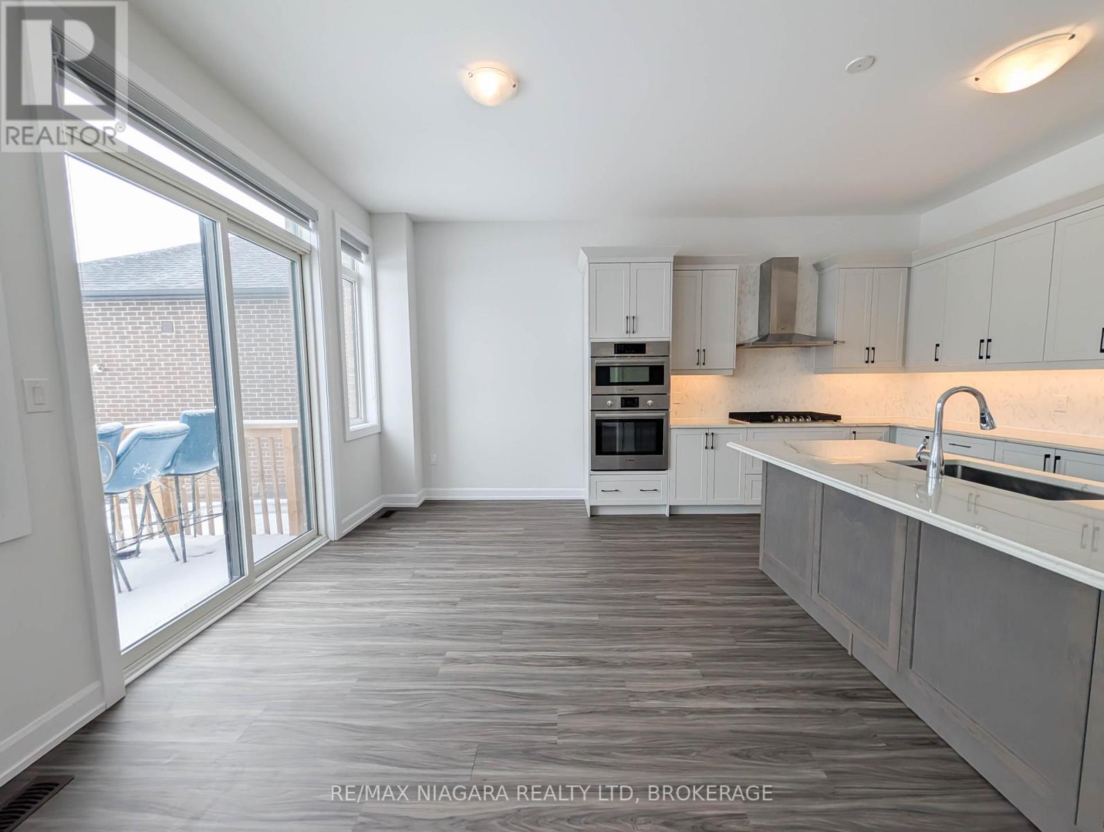 10 Shoreview Drive, Welland, Ontario  L3B 0H2 - Photo 15 - X12822914