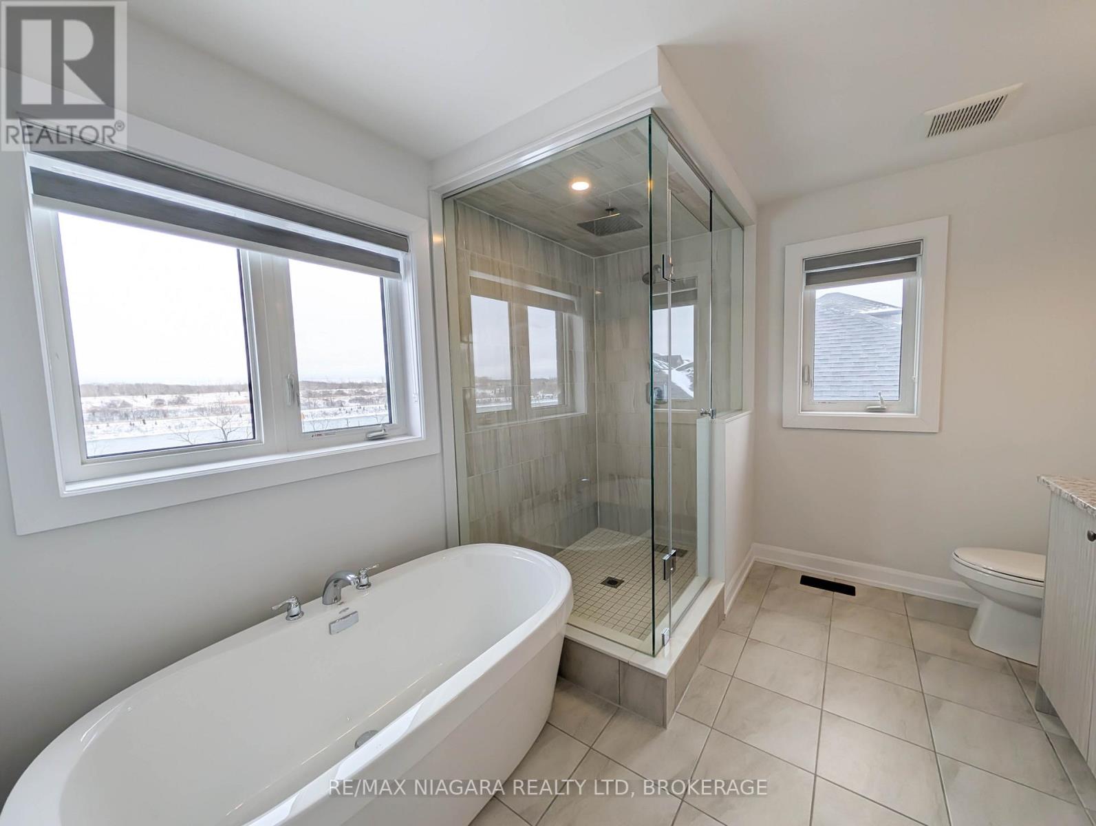 10 Shoreview Drive, Welland, Ontario  L3B 0H2 - Photo 19 - X12822914