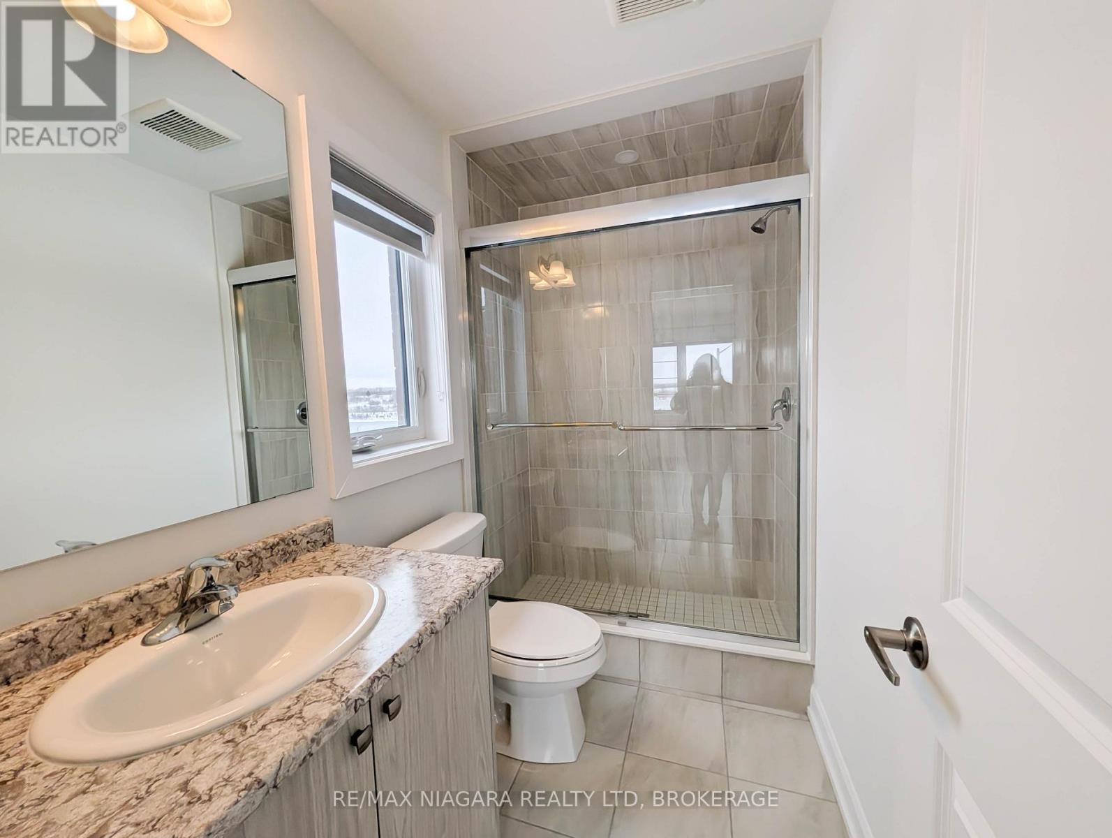 10 Shoreview Drive, Welland, Ontario  L3B 0H2 - Photo 29 - X12822914