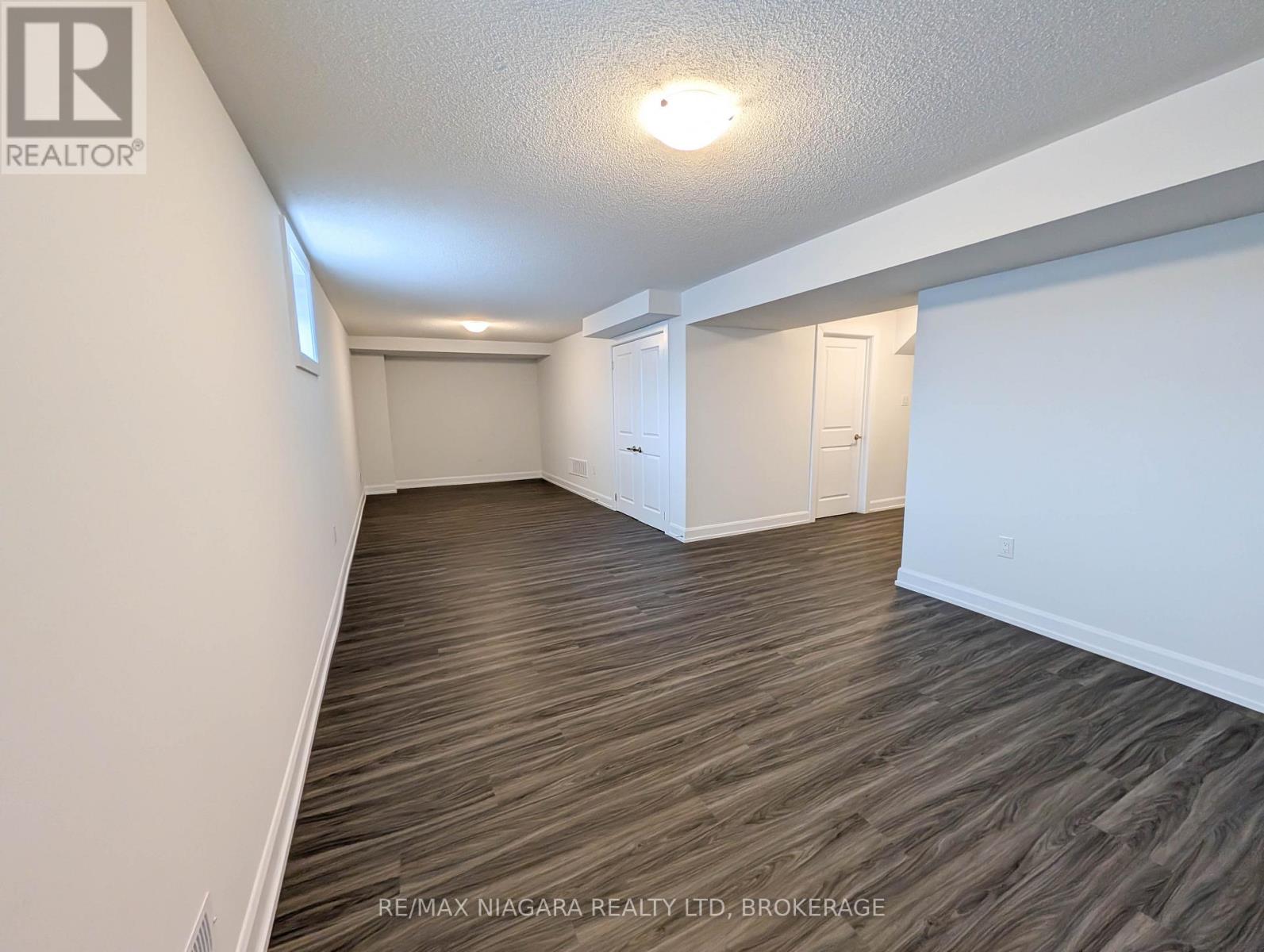 10 Shoreview Drive, Welland, Ontario  L3B 0H2 - Photo 31 - X12822914