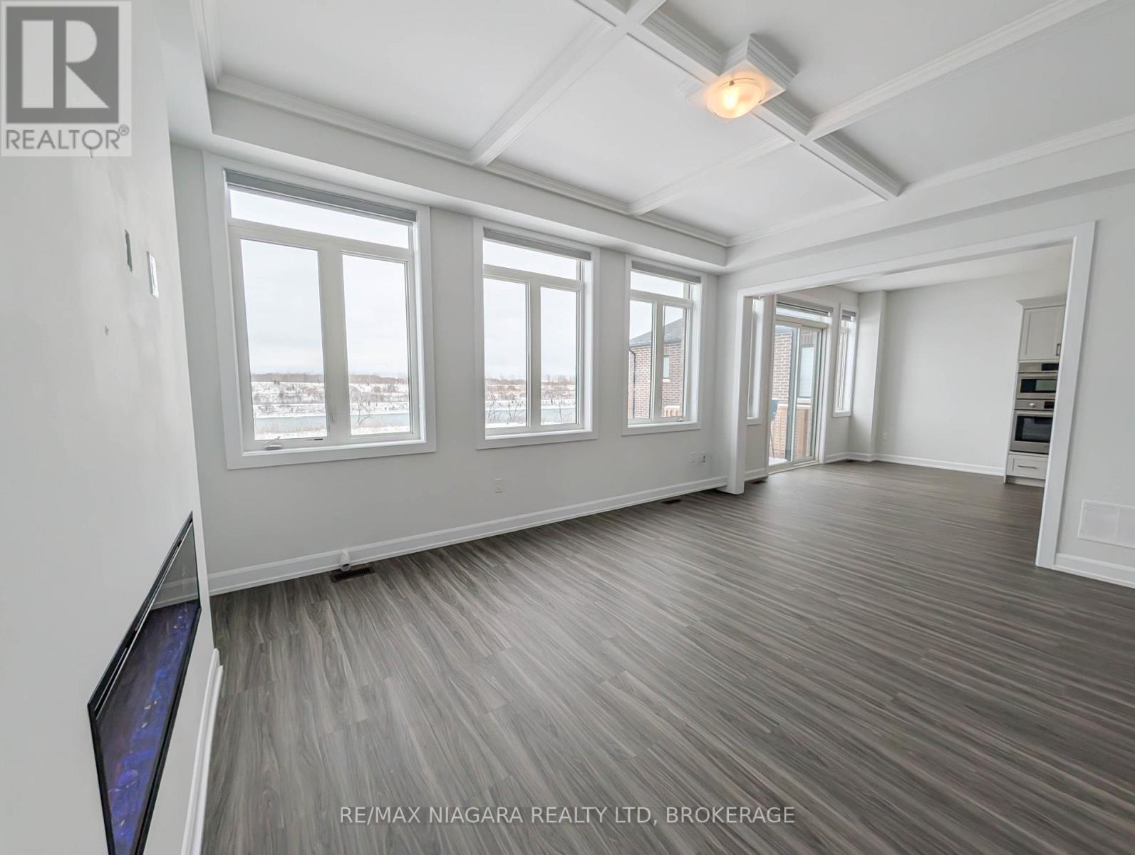 10 Shoreview Drive, Welland, Ontario  L3B 0H2 - Photo 7 - X12822914