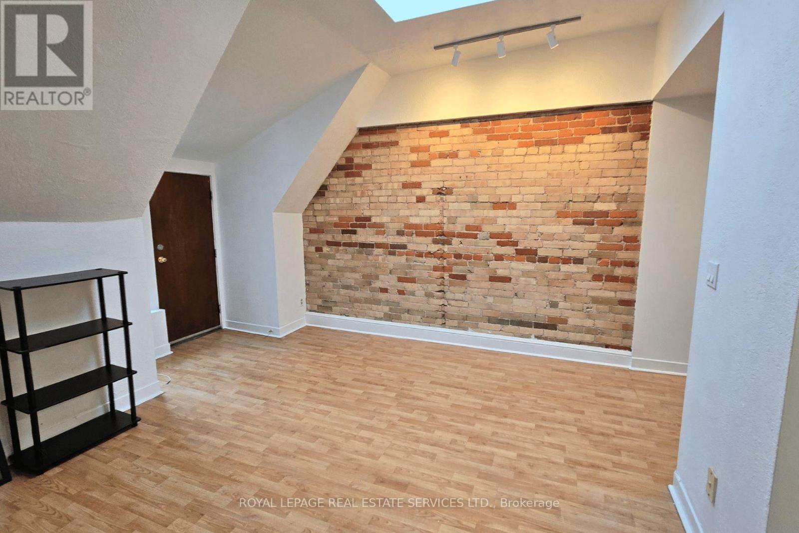 3 - 118 Pembroke Street, Toronto, Ontario  M5A 2E5 - Photo 4 - C12783496