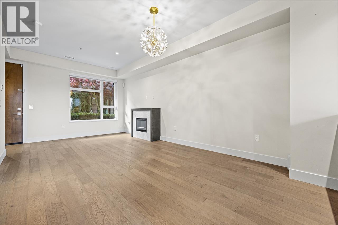 5522 Oak Street, Vancouver, British Columbia  V6M 2V6 - Photo 1 - R3093826