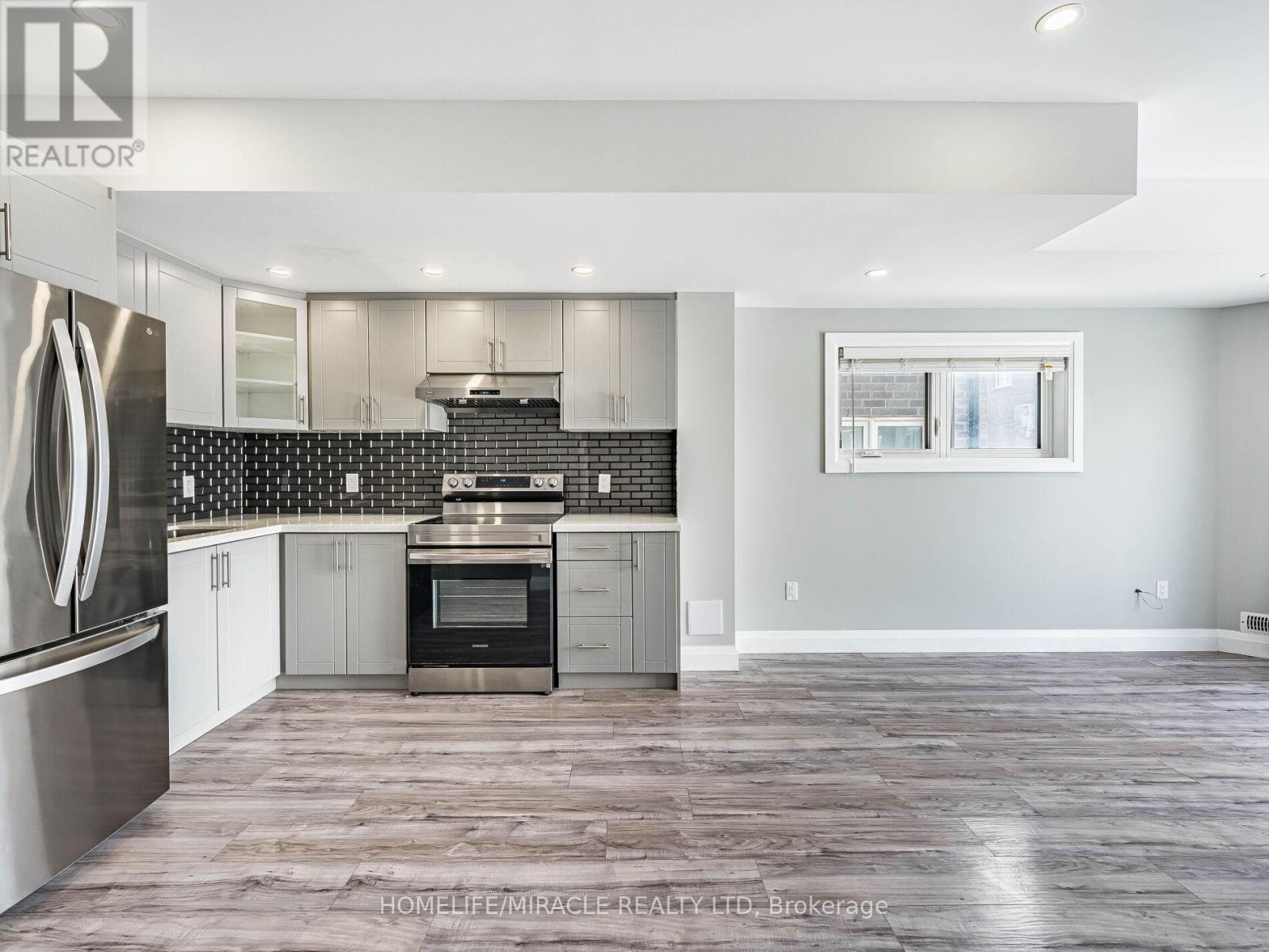 677 Thomas Slee Drive, Kitchener, Ontario  N2P 0J1 - Photo 36 - X12822478