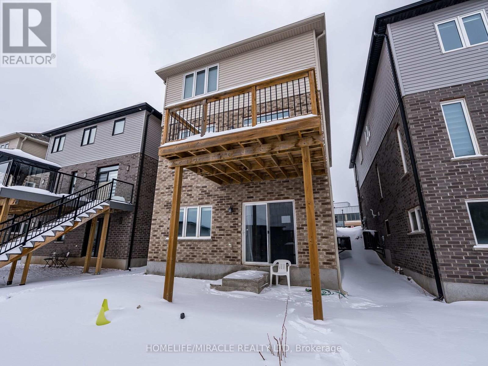 677 Thomas Slee Drive, Kitchener, Ontario  N2P 0J1 - Photo 49 - X12822478