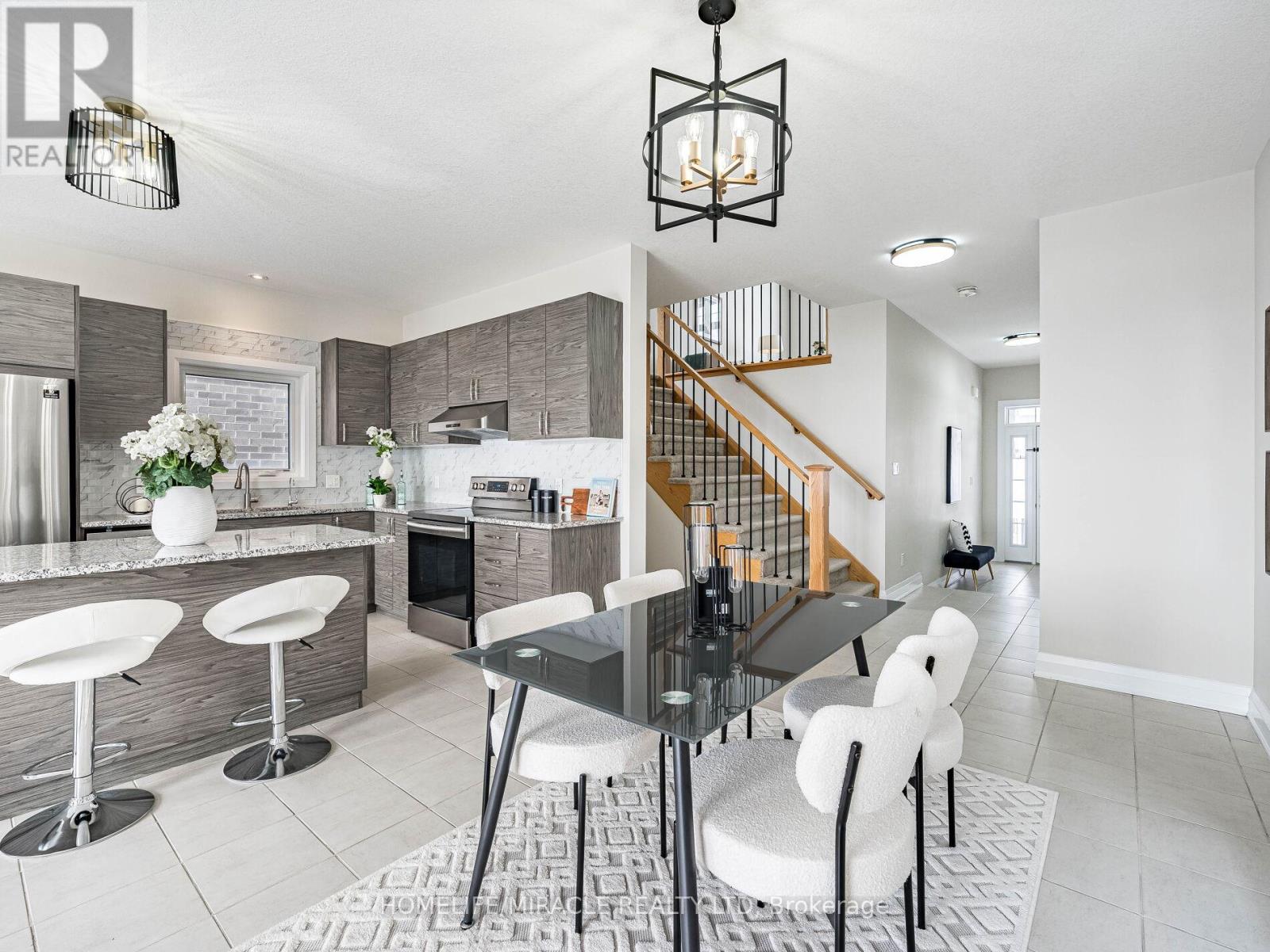 677 Thomas Slee Drive, Kitchener, Ontario  N2P 0J1 - Photo 10 - X12822478