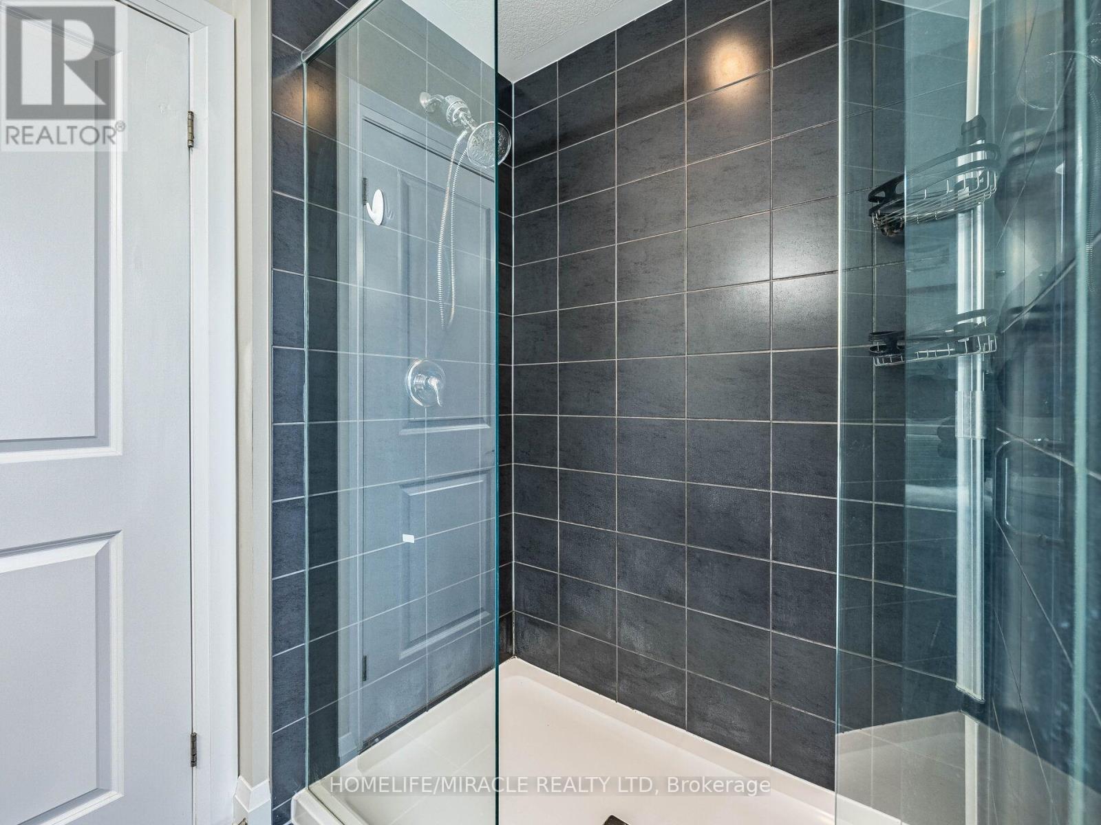 677 Thomas Slee Drive, Kitchener, Ontario  N2P 0J1 - Photo 28 - X12822478