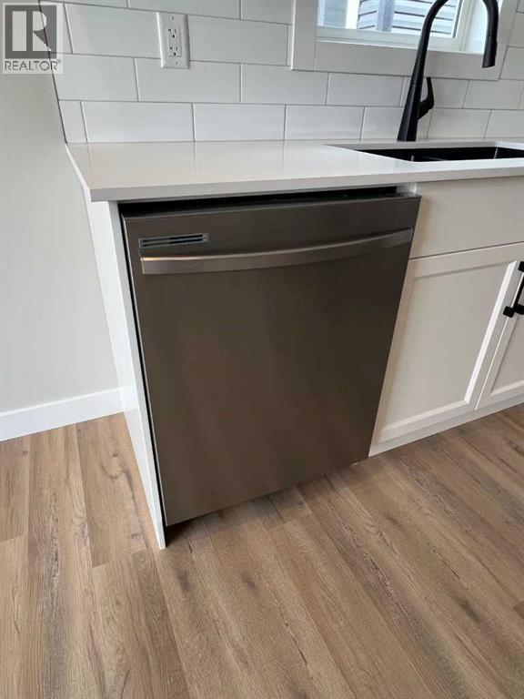 5 Gray Close, Sylvan Lake, Alberta  T4S 0W4 - Photo 12 - A2247502