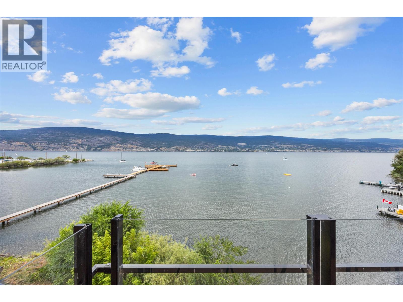 12811 Lakeshore Drive S Unit# 633/634 Summerland Photo 3