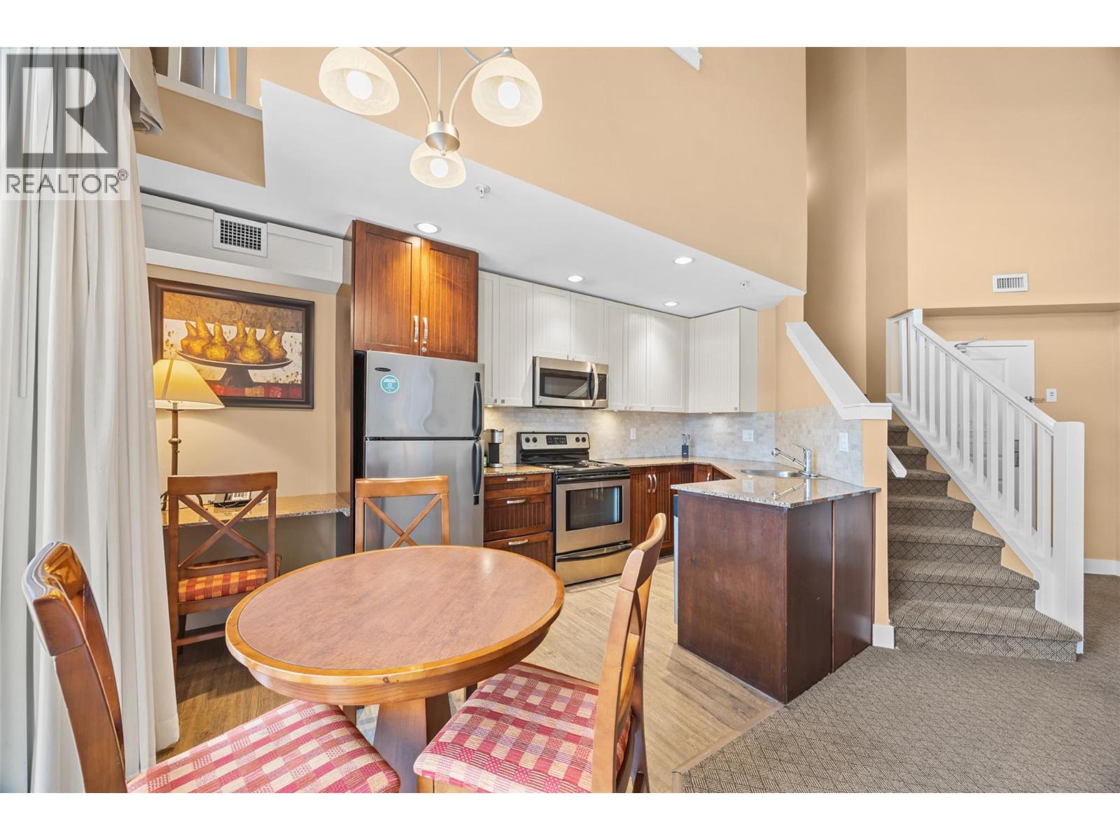 12811 Lakeshore Drive S Unit# 633/634 Summerland Photo 16