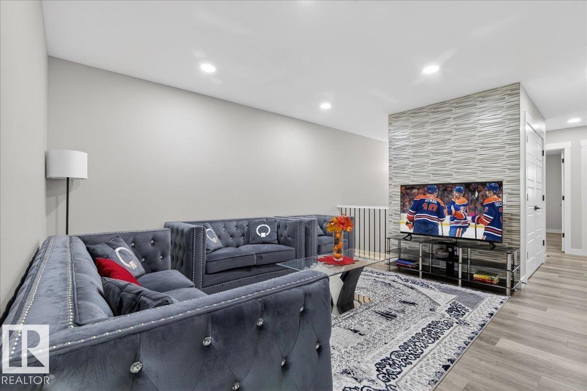 3606 Checknita Cv Sw, Edmonton, Alberta  T6W 4W7 - Photo 26 - E4473416