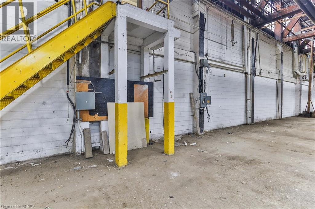 148 Mohawk Street, Brantford, Ontario  N3S 7G5 - Photo 23 - 40807002