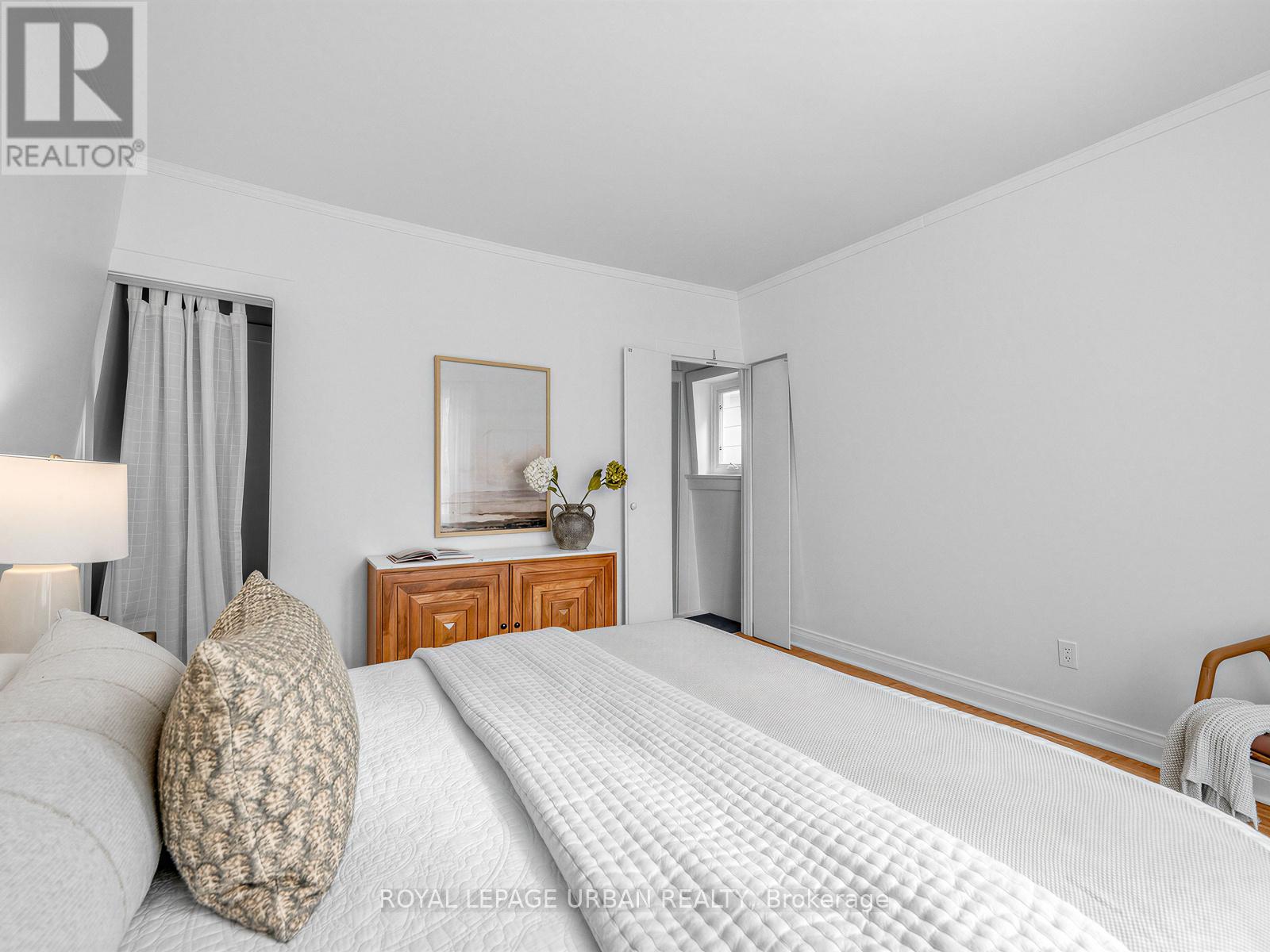 251 Cedarvale Avenue, Toronto, Ontario  M4C 4K3 - Photo 19 - E12822920