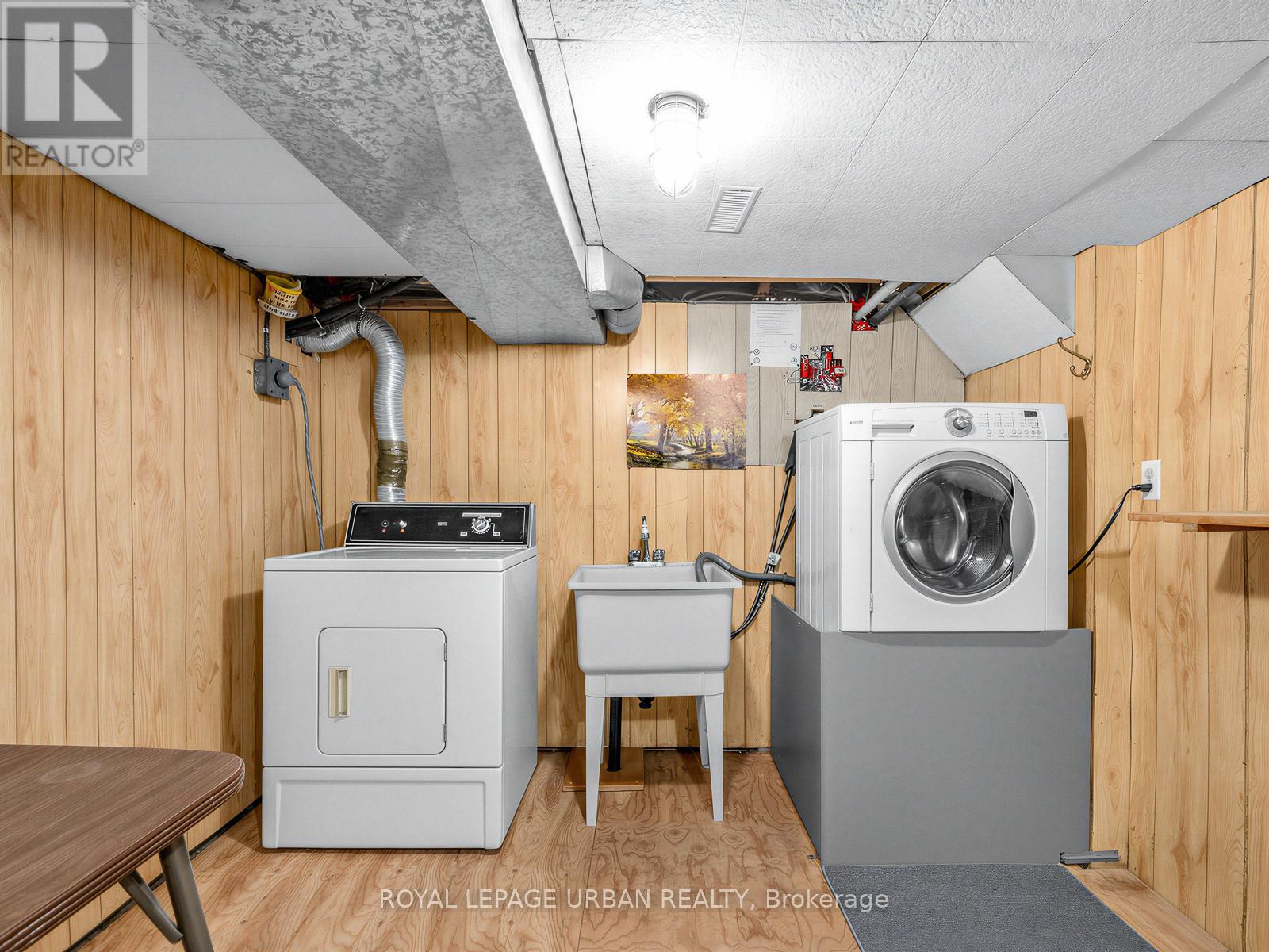 251 Cedarvale Avenue, Toronto, Ontario  M4C 4K3 - Photo 30 - E12822920