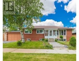 32 TREMELY CRESCENT, Toronto, Ontario