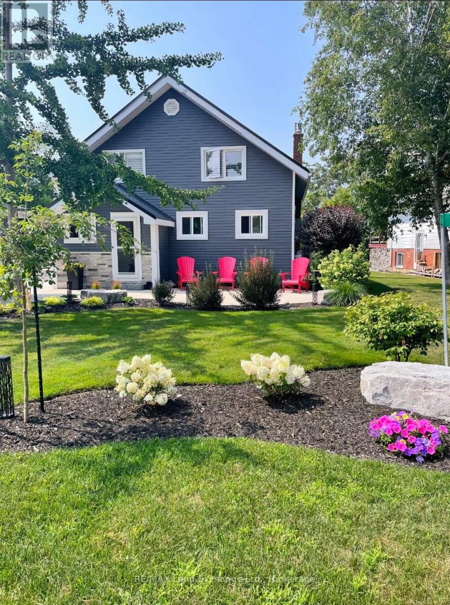 9 Macgregor Beach Road, Kincardine, Ontario N2Z 1J6 - Photo 3 - X12822720