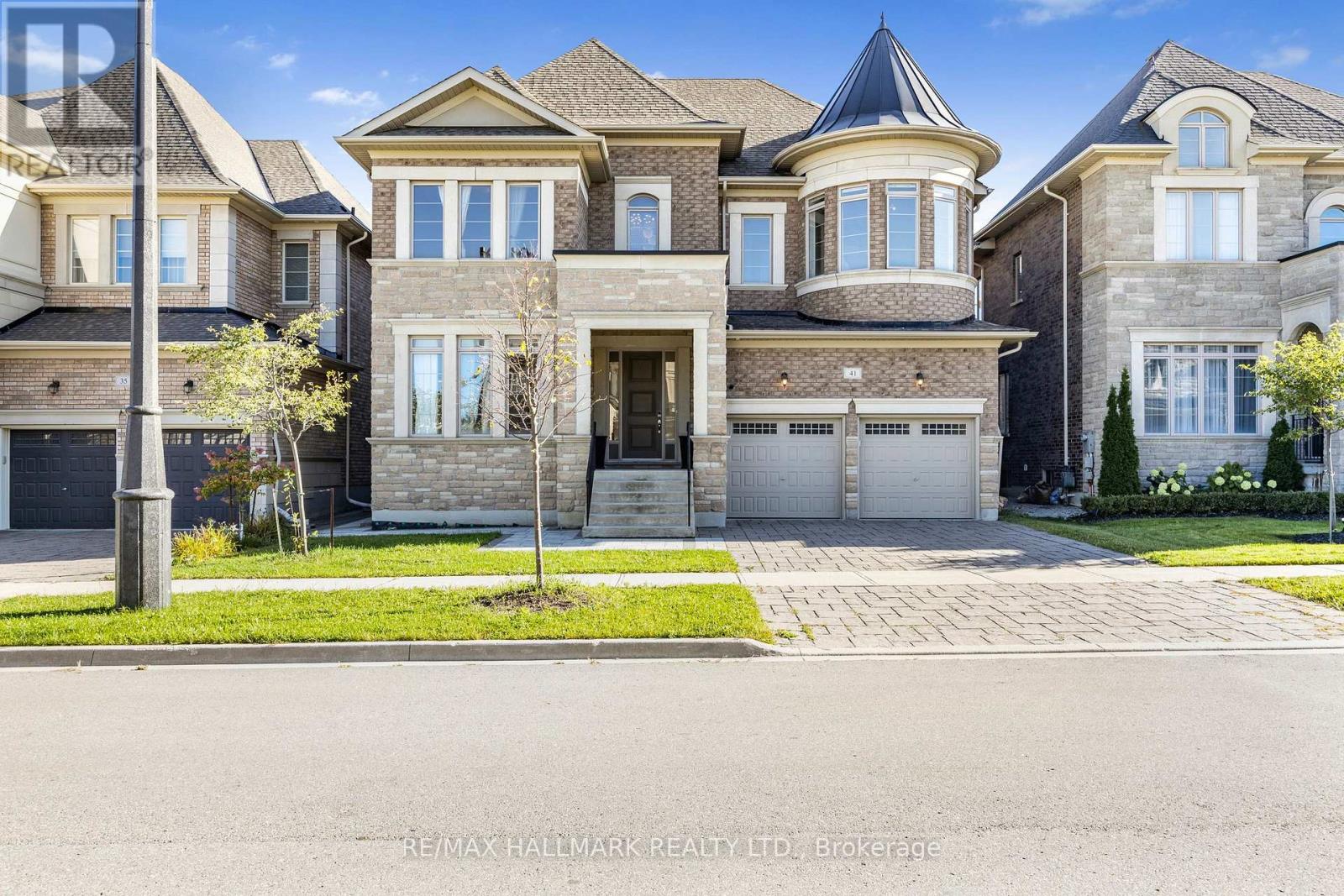 41 GLEN ABBEY TRAIL, Vaughan, Ontario