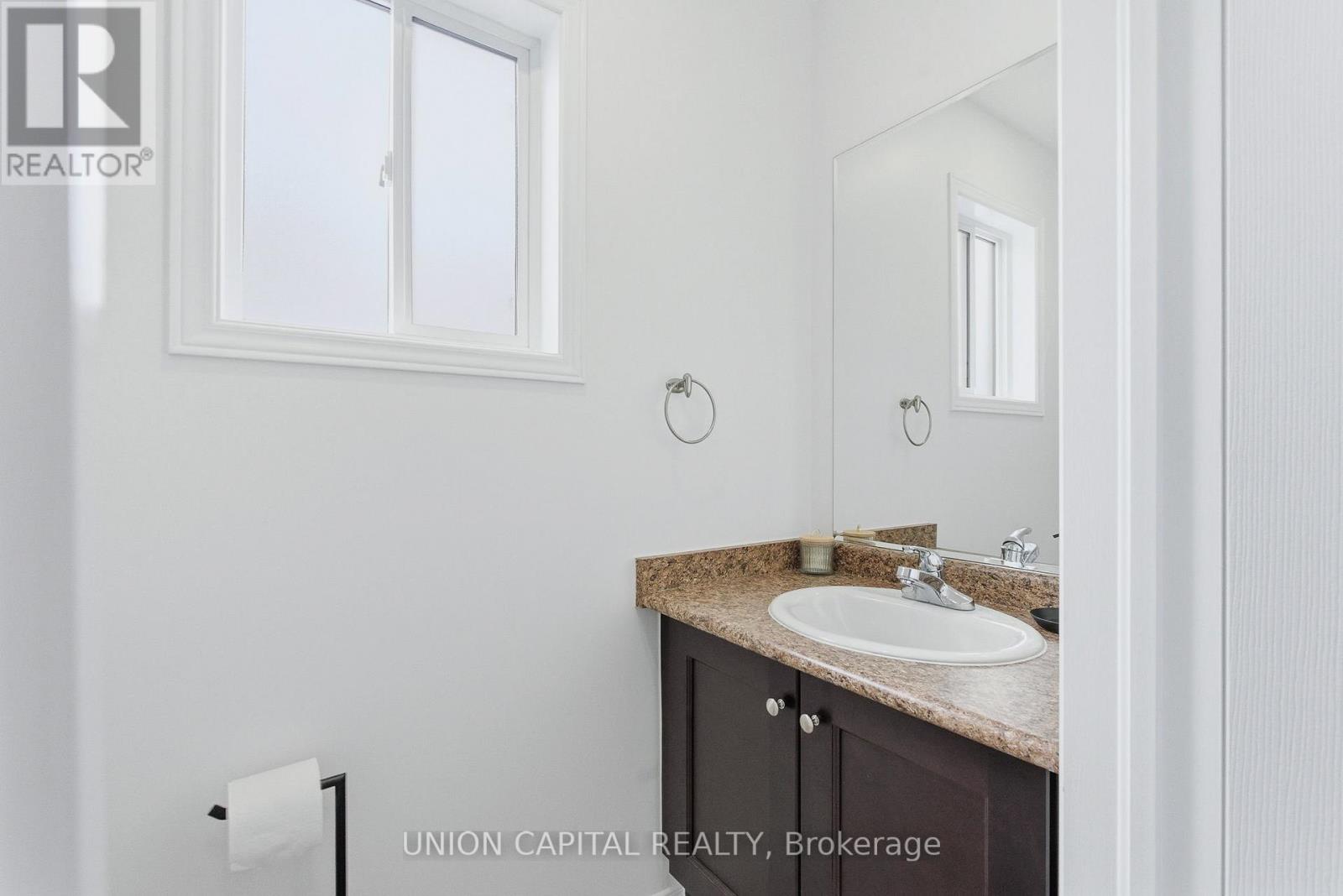 18 Daws Hare Crescent, Whitchurch-Stouffville, Ontario  L4A 0T6 - Photo 10 - N12822888